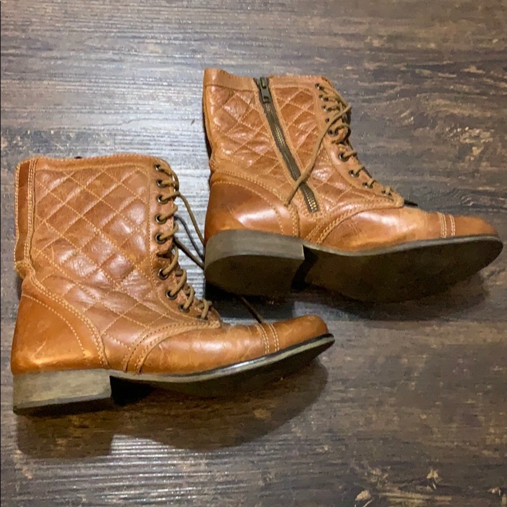 Steve Madden Boots